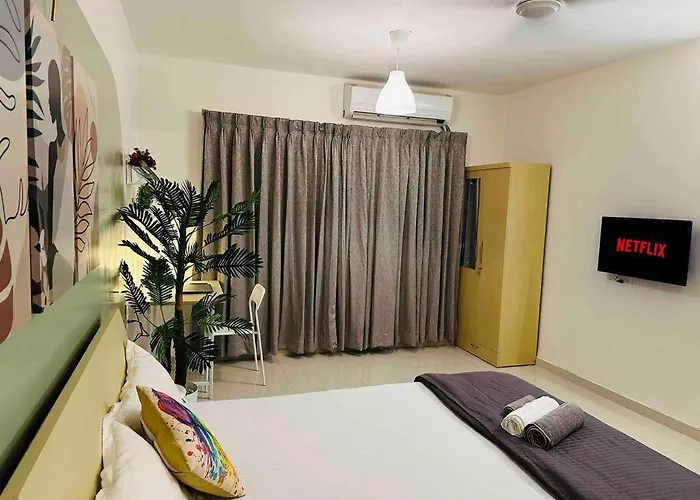 Sage : Private Studio Room In Koregaon Park